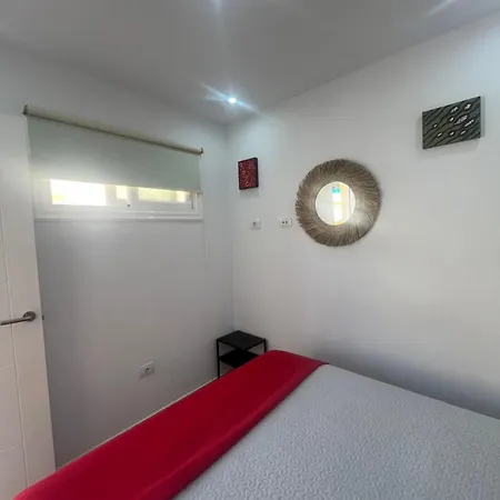 Sunny Pool View & Airco Symon Mareverde